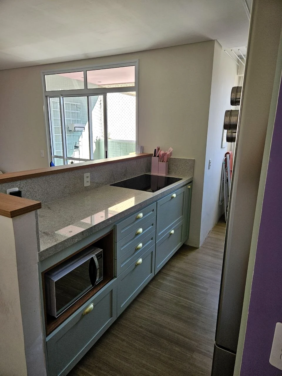 Cozinha compacta